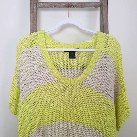⭐️40% Off⭐️ Calvin Klein Neon Lemon Color Block Stripe Sweater - Picture 3 of 10